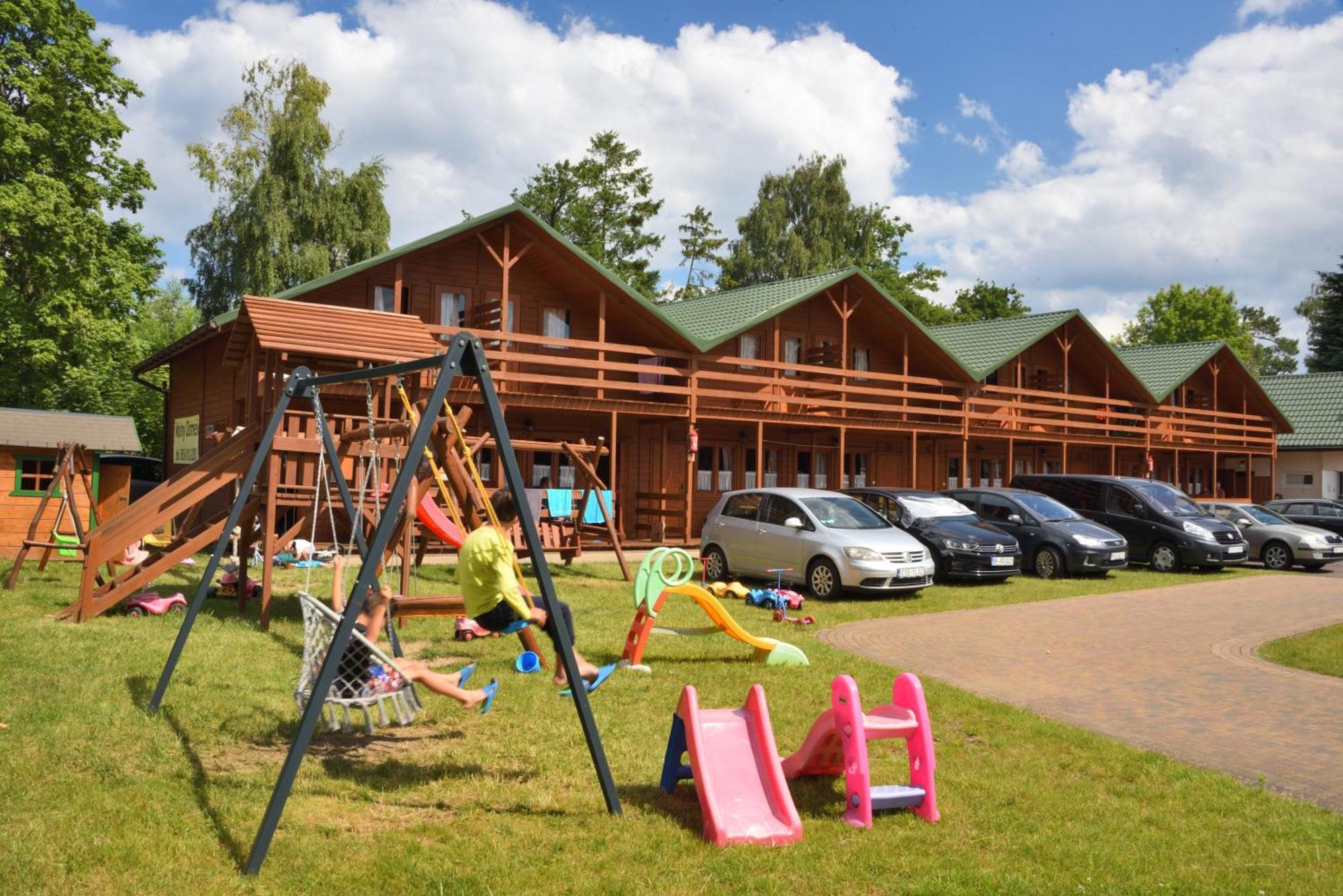 Mlodziezowy Domek Dla Grup Eldorado Mielno Centrum, 200M Od Morza Extérieur photo