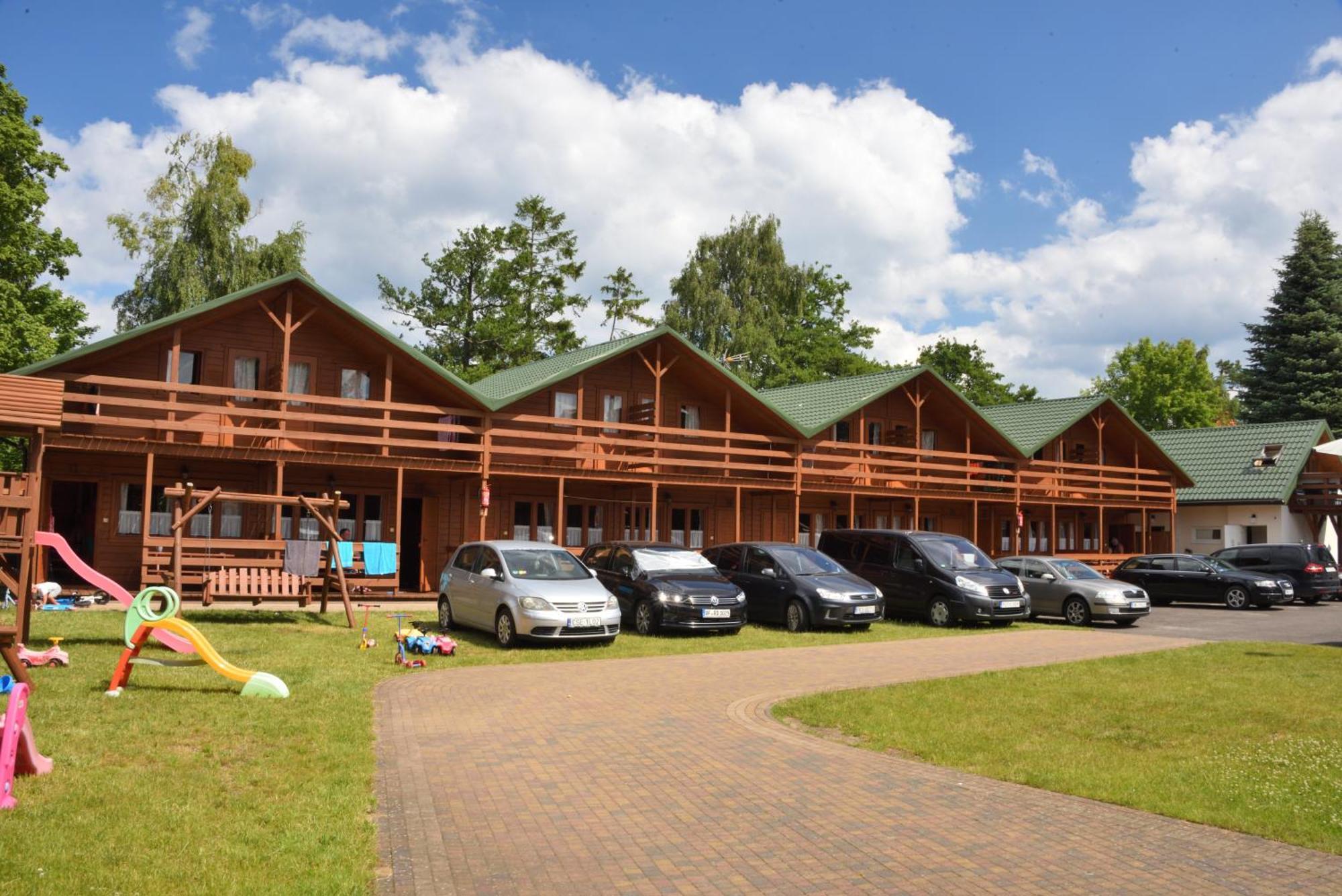 Mlodziezowy Domek Dla Grup Eldorado Mielno Centrum, 200M Od Morza Extérieur photo