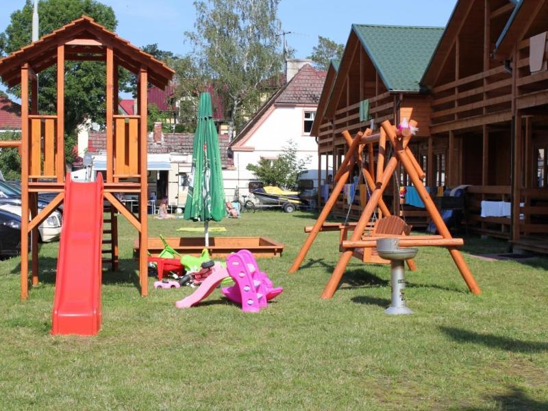 Mlodziezowy Domek Dla Grup Eldorado Mielno Centrum, 200M Od Morza Extérieur photo