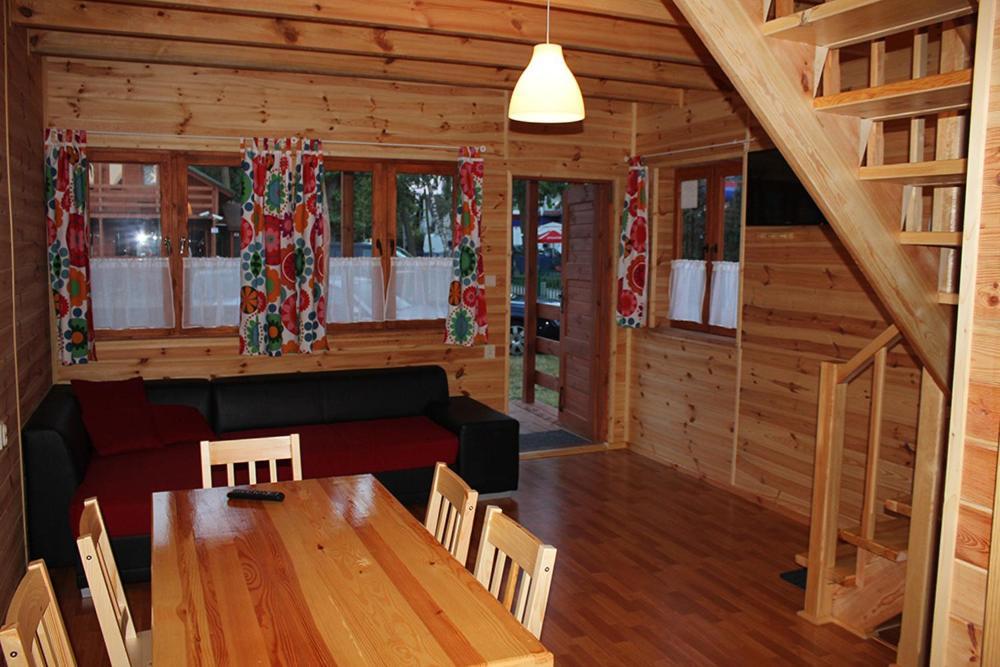 Mlodziezowy Domek Dla Grup Eldorado Mielno Centrum, 200M Od Morza Extérieur photo